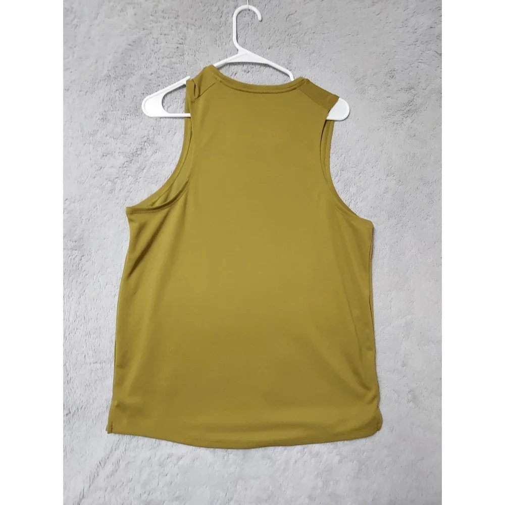 Nike item excellent